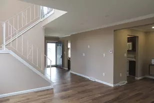 124 S Montowese St, Branford, CT 06405 - Photo 10