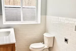 44 Main St, Essex, CT 06409 - Photo 10