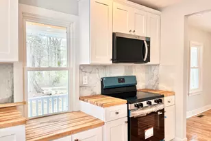 44 Main St, Essex, CT 06409 - Photo 6