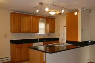 203 W Walk, West Haven, CT 06516 - Photo 2