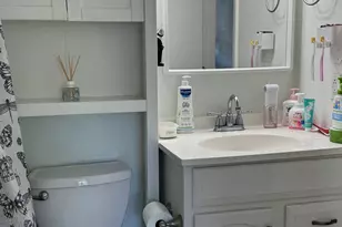 103 Peddlars Dr, Branford, CT 06405 - Photo 10