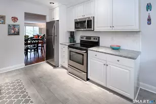 4025 Park Ave, Fairfield, CT 06825 - Photo 8