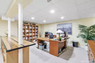 8 Koger Rd, Trumbull, CT 06611 - Photo 30