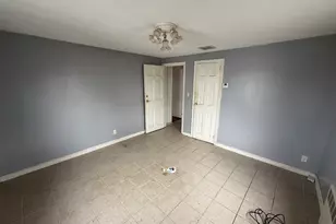 18 Lincoln St, East Hartford, CT 06106 - Photo 14