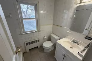 18 Lincoln St, East Hartford, CT 06106 - Photo 12