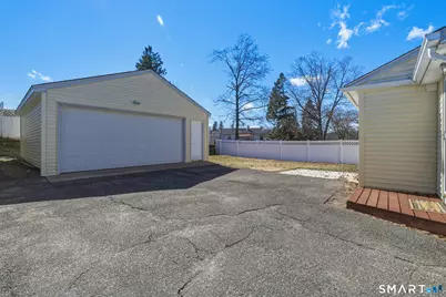 88 Brookview Avenue, Waterbury, CT 06706 - Photo 22