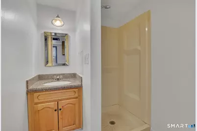 23 Summer Street, Waterbury, CT 06704 - Photo 28