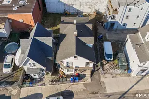 202 James St, Bridgeport, CT 06604 - Photo 16