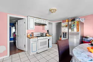 202 James St, Bridgeport, CT 06604 - Photo 10