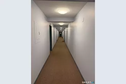 70 Farmington Avenue #4E, New London, CT 06320 - Photo 4