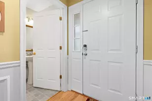 86 Perry St, Putnam, CT 06260 - Photo 8