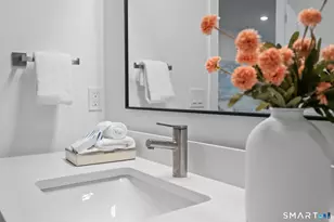 131 Beach Rd, Fairfield, CT 06824 - Photo 4