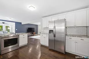 42 Kenneth Dr, Vernon, CT 06066 - Photo 8