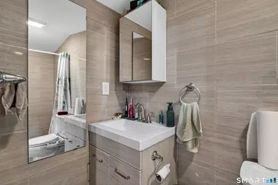 334 Saint John Street, New Haven, CT 06511 - Photo 18