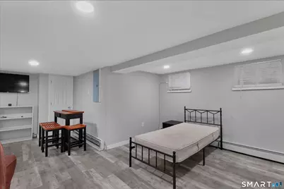 382 Vine Street, Hartford, CT 06112 - Photo 26