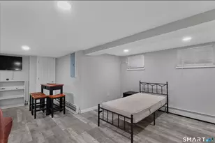 382 Vine St, Hartford, CT 06112 - Photo 26