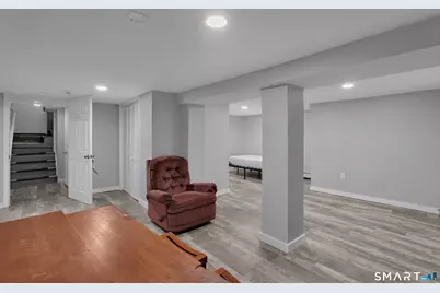 382 Vine Street, Hartford, CT 06112 - Photo 24