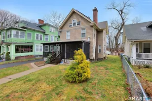 382 Vine St, Hartford, CT 06112 - Photo 2