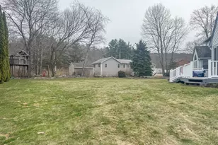 10 Boris Ct, Meriden, CT 06450 - Photo 6