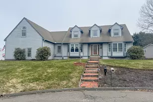 10 Boris Ct, Meriden, CT 06450 - Photo 1