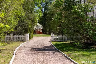 1696 Main St, Glastonbury, CT 06033 - Photo 2