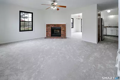 35 Bay Path Way #35, Branford, CT 06405 - Photo 6