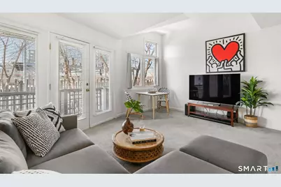 3250 Fairfield Avenue #APT 302, Bridgeport, CT 06605 - Photo 2