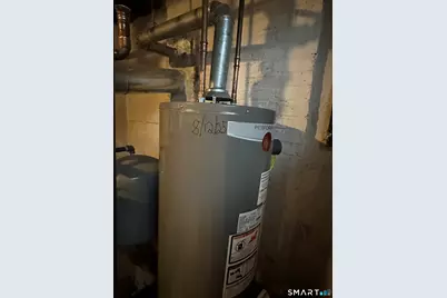 70 Judwin Avenue, New Haven, CT 06515 - Photo 18