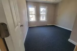572 Elm St, New Haven, CT 06511 - Photo 6