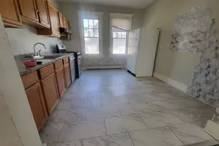 572 Elm St, New Haven, CT 06511 - Photo 2