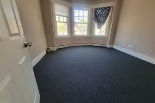 572 Elm St, New Haven, CT 06511 - Photo 4