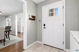 134 Killian Ave, Trumbull, CT 06611 - Photo 4