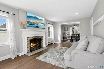 134 Killian Avenue, Trumbull, CT 06611 - Photo 14