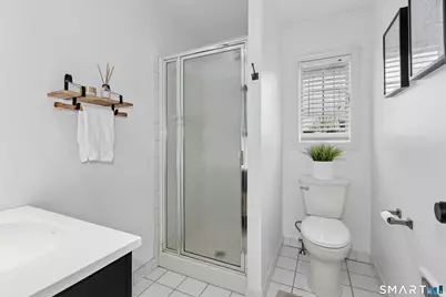 134 Killian Avenue, Trumbull, CT 06611 - Photo 18