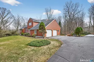 33 Valley Dr, Salem, CT 06420 - Photo 4