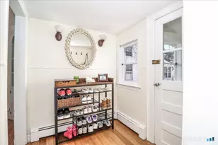 7 Rowland Pl, Westport, CT 06880 - Photo 4