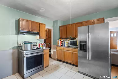 160 Springdale Avenue, Meriden, CT 06451 - Photo 10