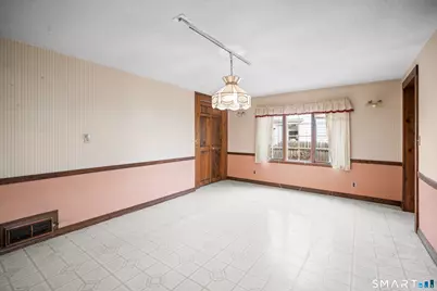 9 Foxcroft Road, Enfield, CT 06082 - Photo 8