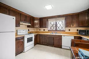 9 Foxcroft Rd, Enfield, CT 06082 - Photo 12