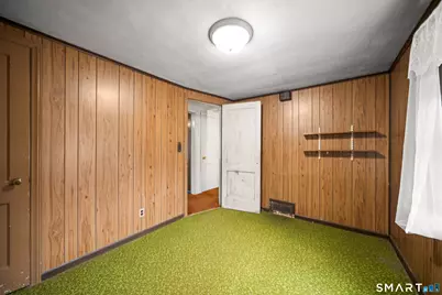 9 Foxcroft Road, Enfield, CT 06082 - Photo 18