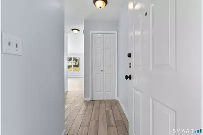 115 Flax Hill Road #APT 6, Norwalk, CT 06854 - Photo 2