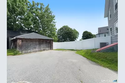 163 Willetts Avenue, New London, CT 06320 - Photo 8