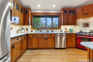 29 Spruce Dr, Wilton, CT 06897 - Photo 4