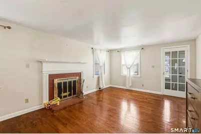 26 Saint Augustine Street #Room 1, West Hartford, CT 06110 - Photo 4