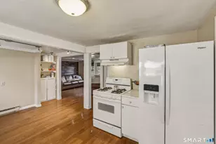 26 St Augustine St, West Hartford, CT 06110 - Photo 18