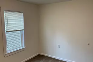 162 Norwich Ave, Norwich, CT 06360 - Photo 14