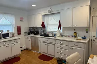 1679 Nichols Ave, Stratford, CT 06614 - Photo 10