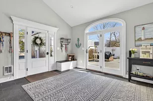 22 Park Dr, Waterford, CT 06385 - Photo 6