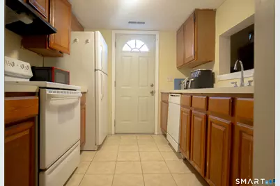 38 Front Street #38, New Haven, CT 06513 - Photo 2