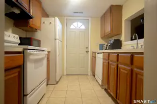 38 Front St, New Haven, CT 06513 - Photo 2